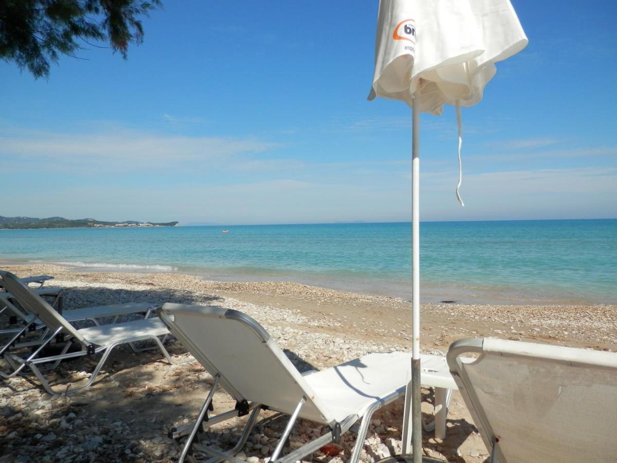 Frosos Beachfront Maisonette Acharavi Akharávi Eksteriør bilde